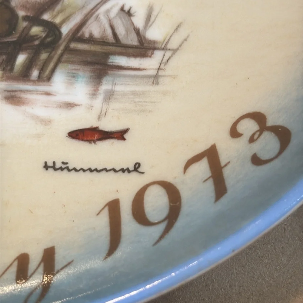 Schmid 1973 Sister Berta Hummel Mother's Day Collectors Plate Vintage‎ with Box